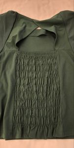 Banana Republic puff sleeve top. Emerald green, beautiful back detail and cutout